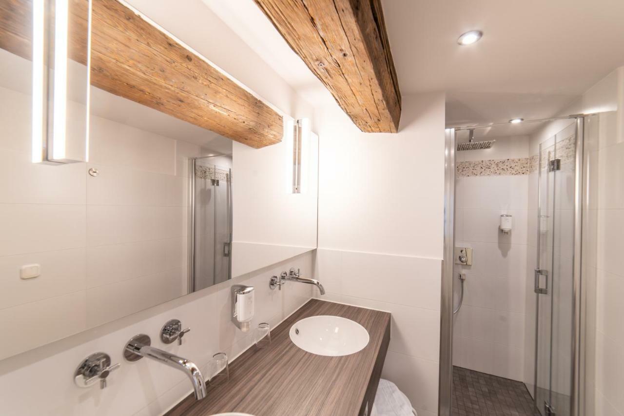 Alte Munze 4*